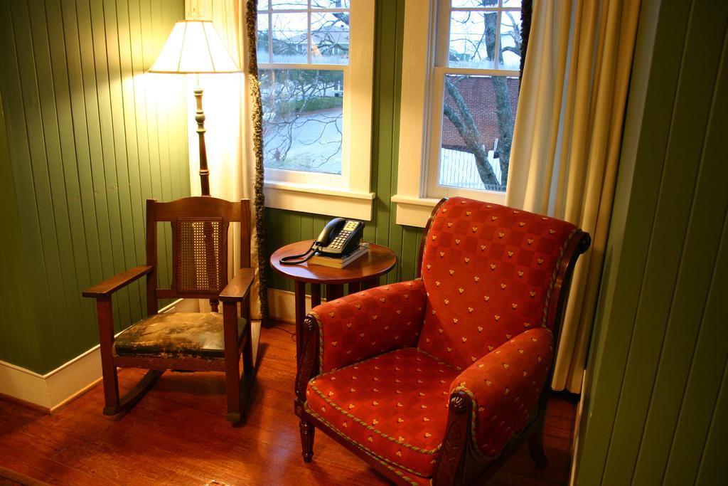 Cameron House Inn Manteo Exterior photo