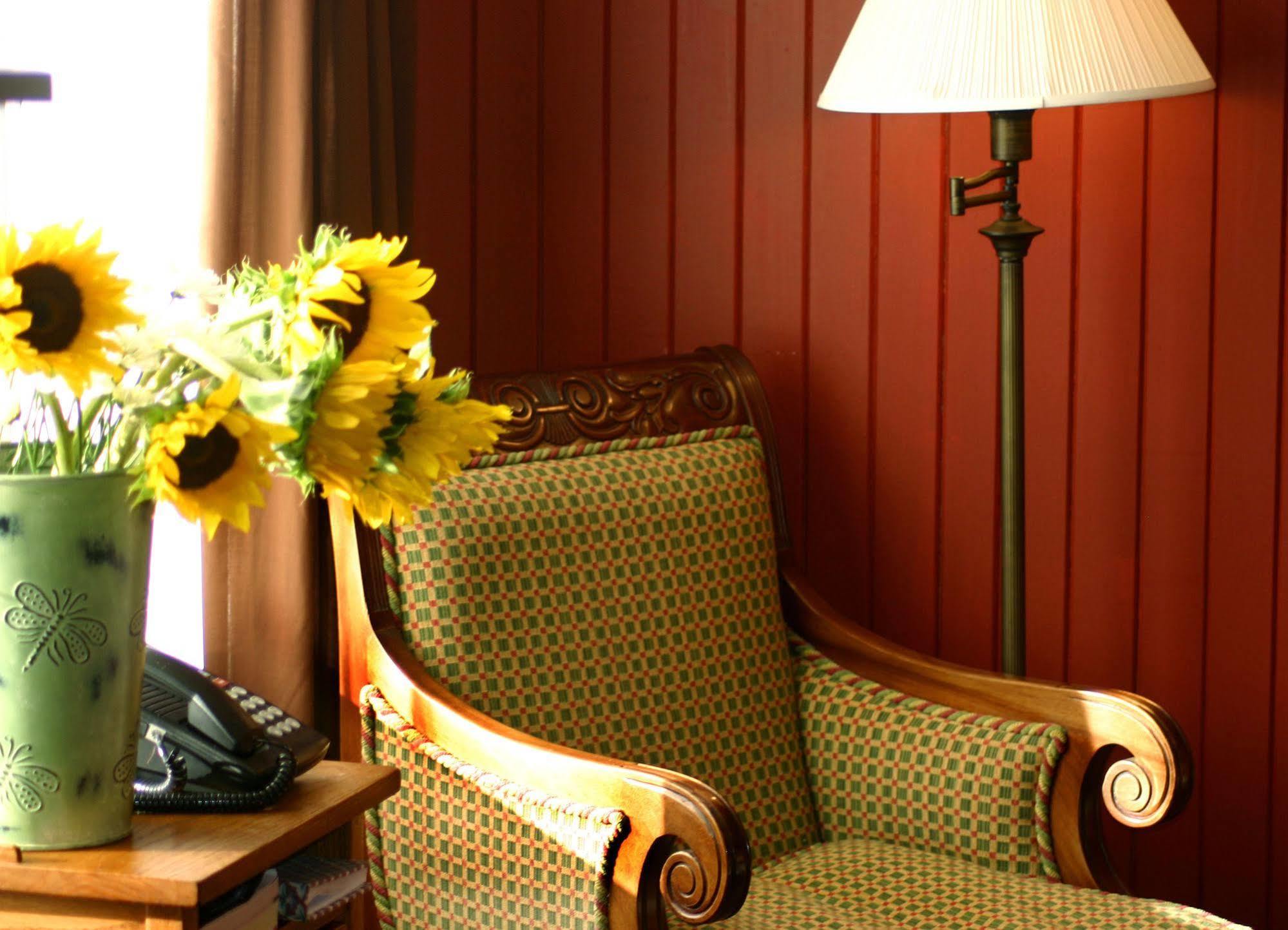 Cameron House Inn Manteo Exterior photo